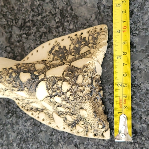 Handcrafted Clay Wall Pocket - Flower Vase - Picture 9 of 10